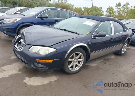 2002 Chrysler 300M z USA, uszkodzony, nr VIN 2C3HE66G42H307993